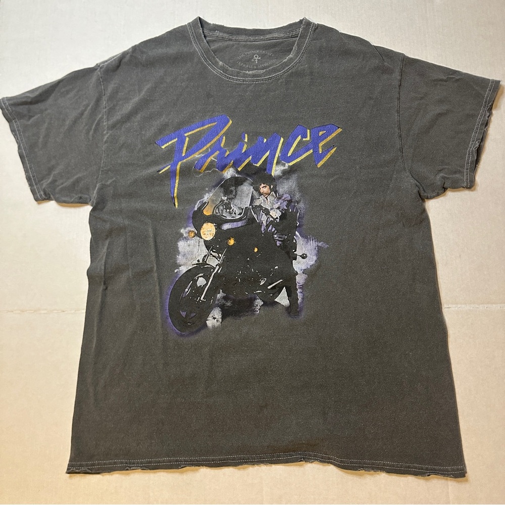 Prince Vintage style shirt size Medium